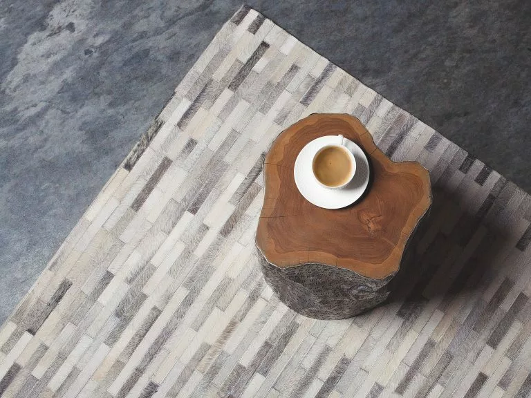 Beliani Mesa Auxiliar De Madera De Tecla Clara/plateado 38 Cm GORDON - Imagen 3