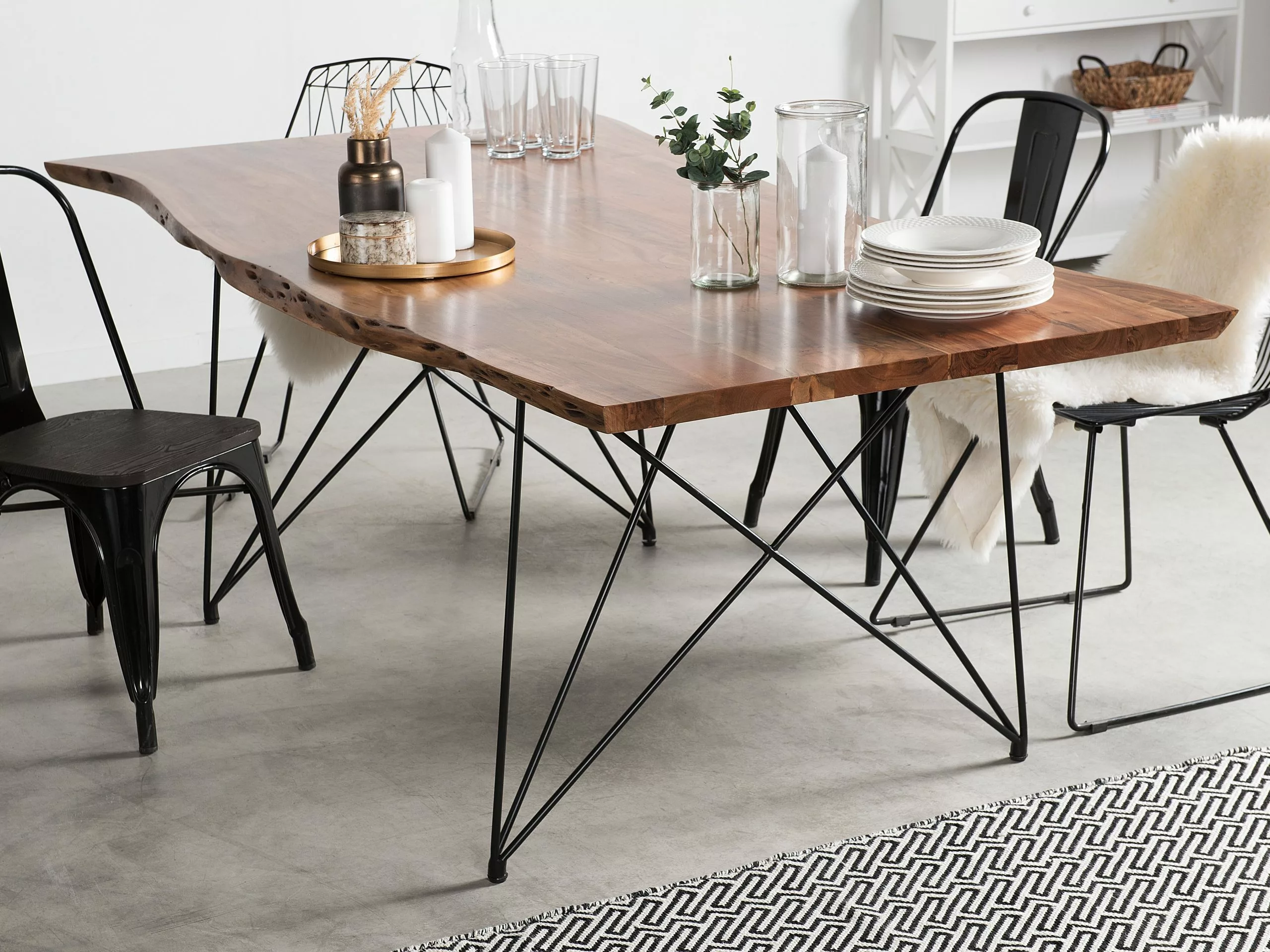 Beliani Mesa De Comedor De Madera De Acacia Oscura/negro MUMBAI - Imagen 4