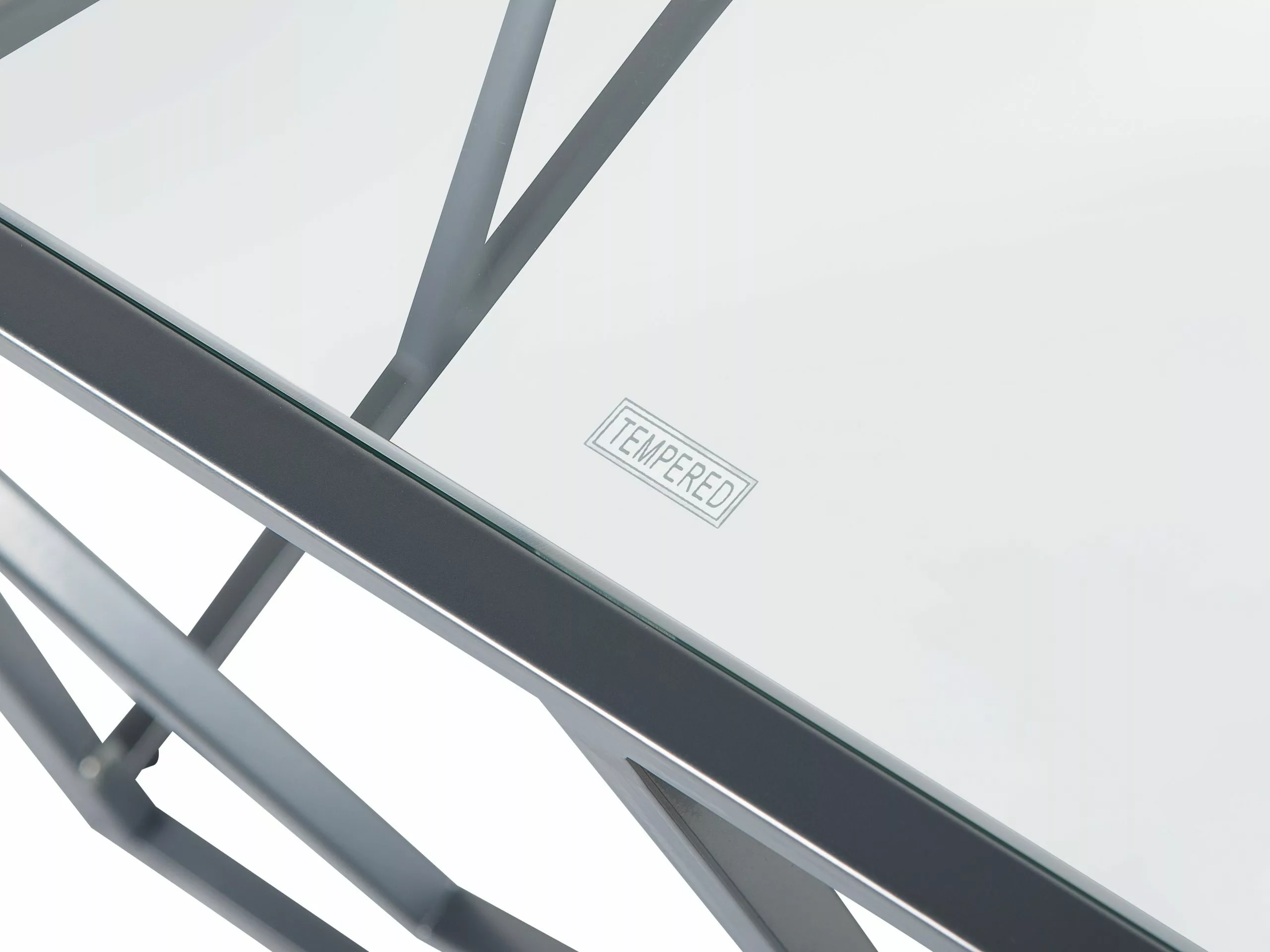 Beliani Mesa Auxiliar De Vidrio Plateado 50 X 50 Cm ORLAND 8 Beliani Mesa Auxiliar De Vidrio Plateado 50 X 50 Cm ORLAND - Imagen 6