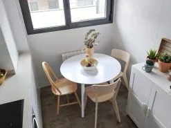 Beliani Mesa De Comedor Blanca ⌀ 100 Cm ROXBY -Mesas comercio undef src sa picid 802527 type whitesh image