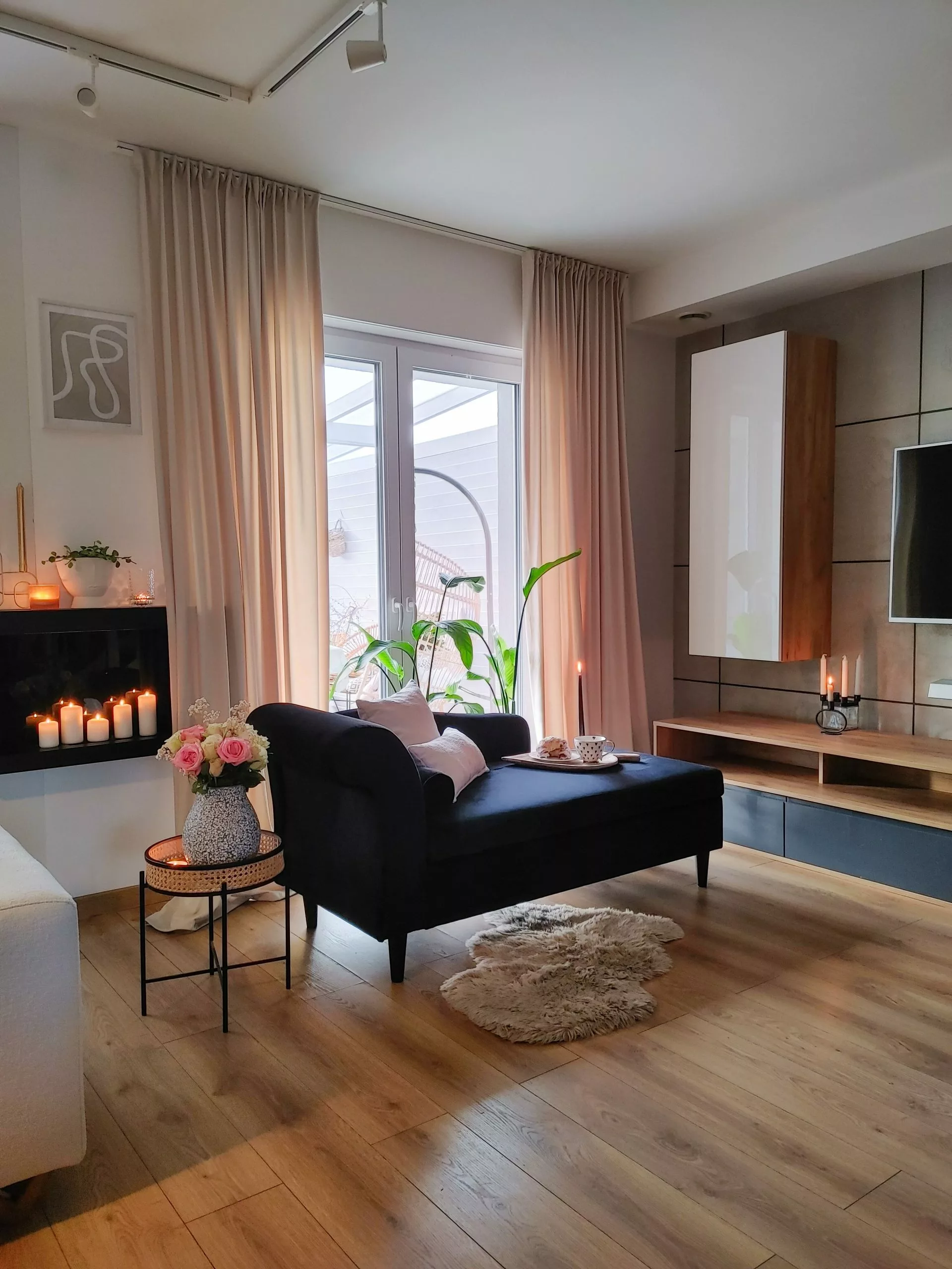 Beliani Mesa Auxiliar De Metal Beige/negro/natural ⌀ 36 Cm VIENNA - Imagen 7