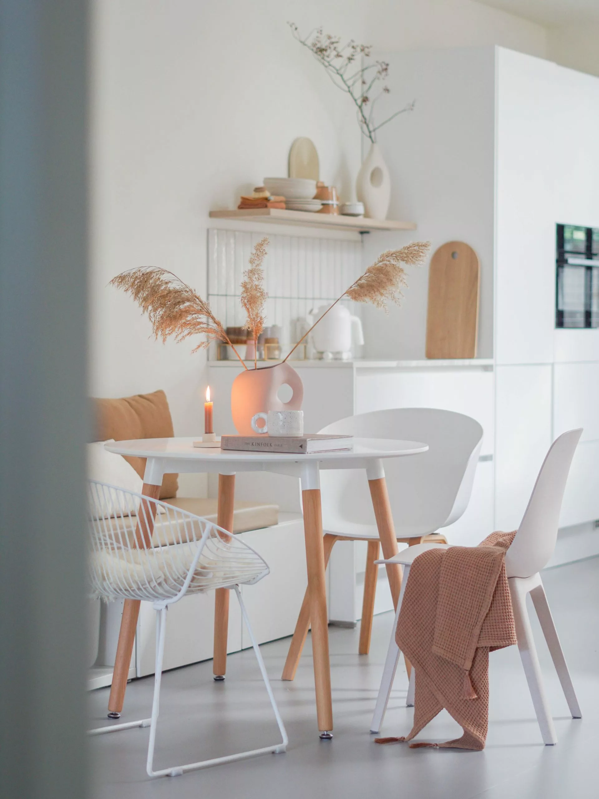 Beliani Mesa De Comedor Blanco/madera Clara Varios Tamaños BOVIO - Imagen 3