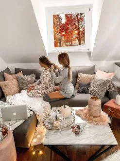 Beliani Mesa Auxiliar Beige/negro 50 X 50 Cm MALIBU -Mesas comercio undef src sa picid 828214 type whitesh image