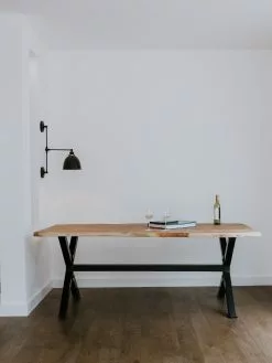 Beliani Mesa De Comedor De Madera De Acacia Clara/negro Varios Tamaños VALBO 16 Beliani Mesa De Comedor De Madera De Acacia Clara/negro Varios Tamaños VALBO -Mesas comercio undef src sa picid 829494 type whitesh image