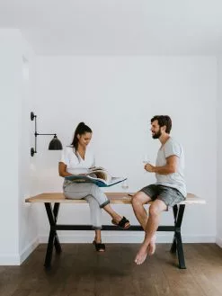 Beliani Mesa De Comedor De Madera De Acacia Clara/negro Varios Tamaños VALBO 17 Beliani Mesa De Comedor De Madera De Acacia Clara/negro Varios Tamaños VALBO -Mesas comercio undef src sa picid 829495 type whitesh image