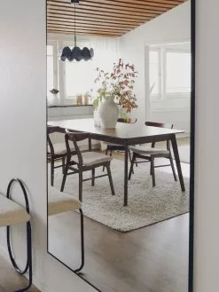 Beliani Mesa De Comedor Madera Oscura Varios Tamaños MADOX -Mesas comercio undef src sa picid 835885 type whitesh image