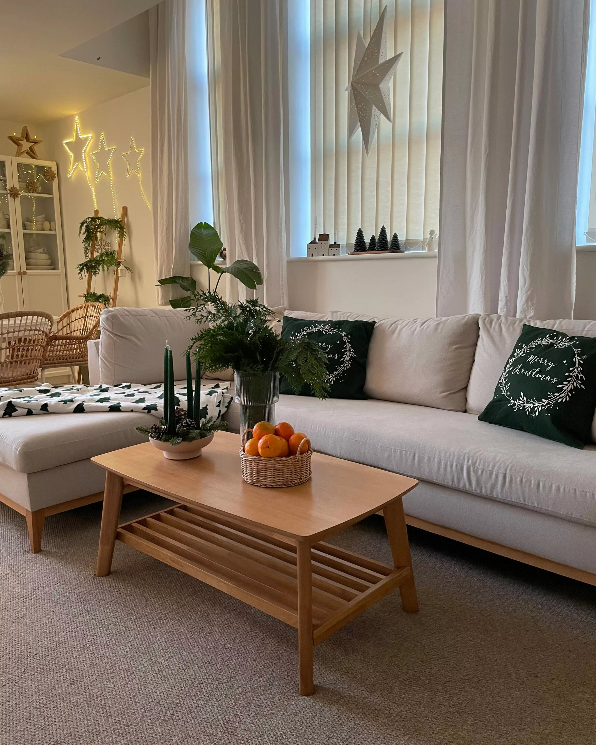 Beliani Mesa De Centro De Madera De Caucho Clara 100 X 55 Cm TULARE 10 Beliani Mesa De Centro De Madera De Caucho Clara 100 X 55 Cm TULARE - Imagen 8