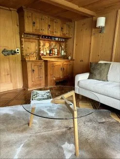 Beliani Mesa De Centro De Vidrio Madera Clara ⌀ 90 Cm MINNESOTA -Mesas comercio undef src sa picid 854592 type whitesh image